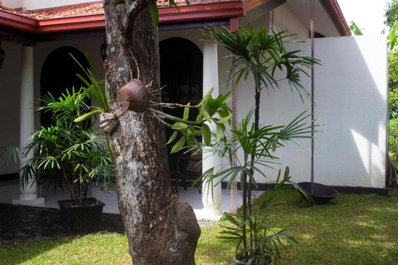 Airport Gateway Residence Negombo Exterior photo